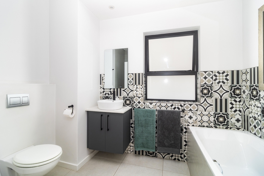 4 Bedroom Property for Sale in Tara Western Cape